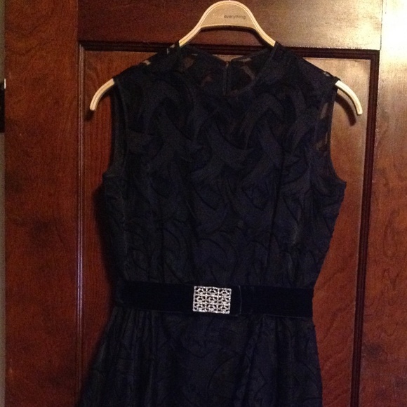 Vintage Hollywood Glamour Midi Gown - Picture 1 of 10